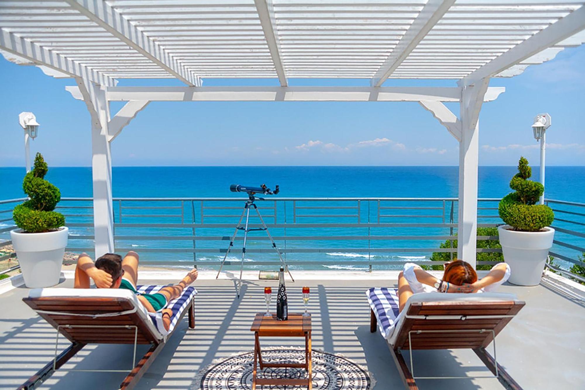 Panorama Suites & Spa - Adults Only Sztómio Szoba fotó