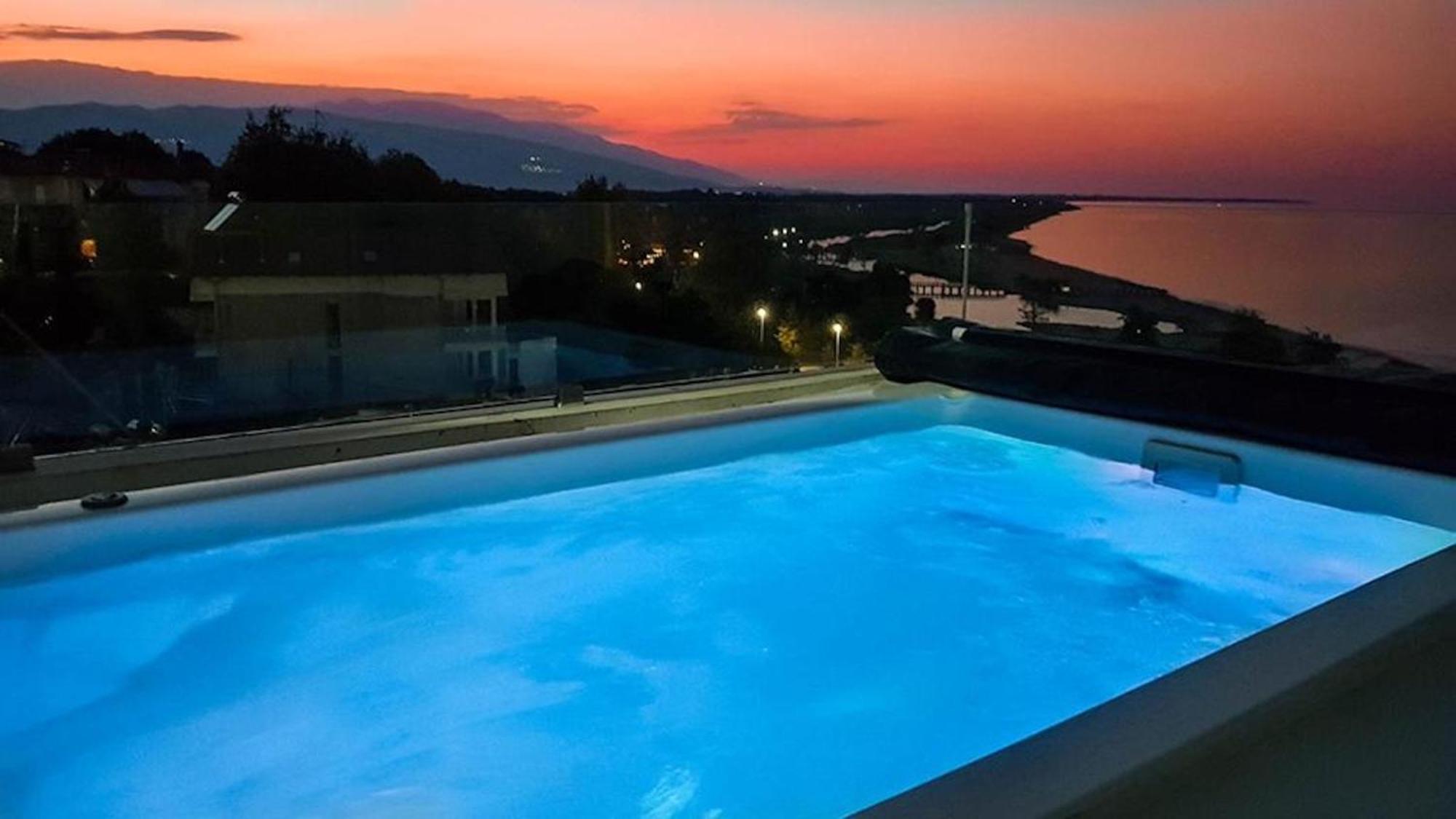 Panorama Suites & Spa - Adults Only Sztómio Szoba fotó